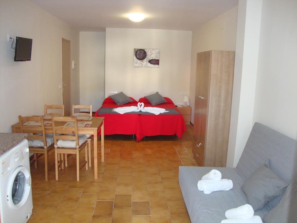 Apartaments Claudi ตอสซาเดมาร์ ห้อง รูปภาพ